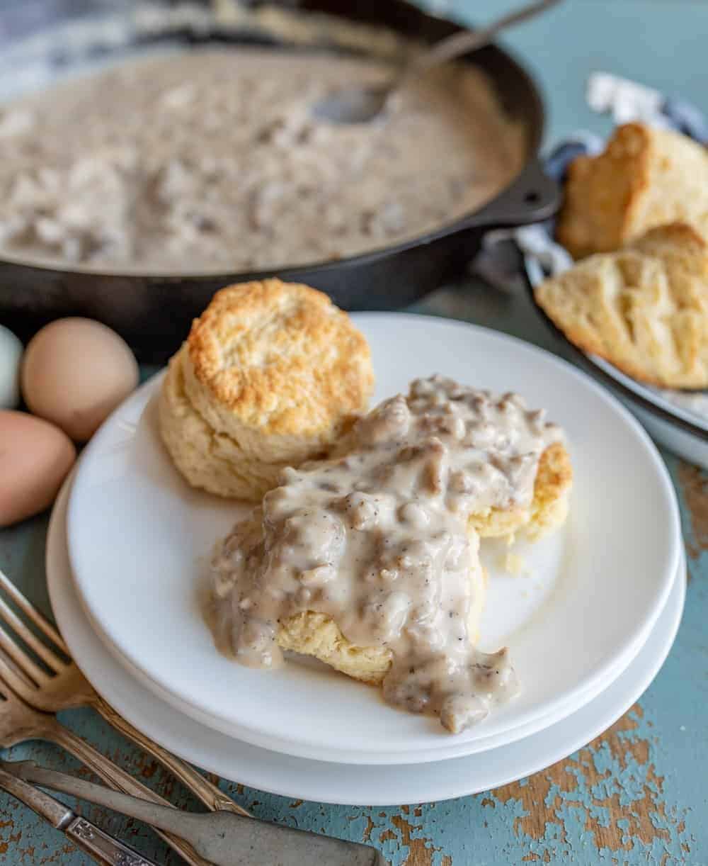 Biscuits and White Sausage Gravy