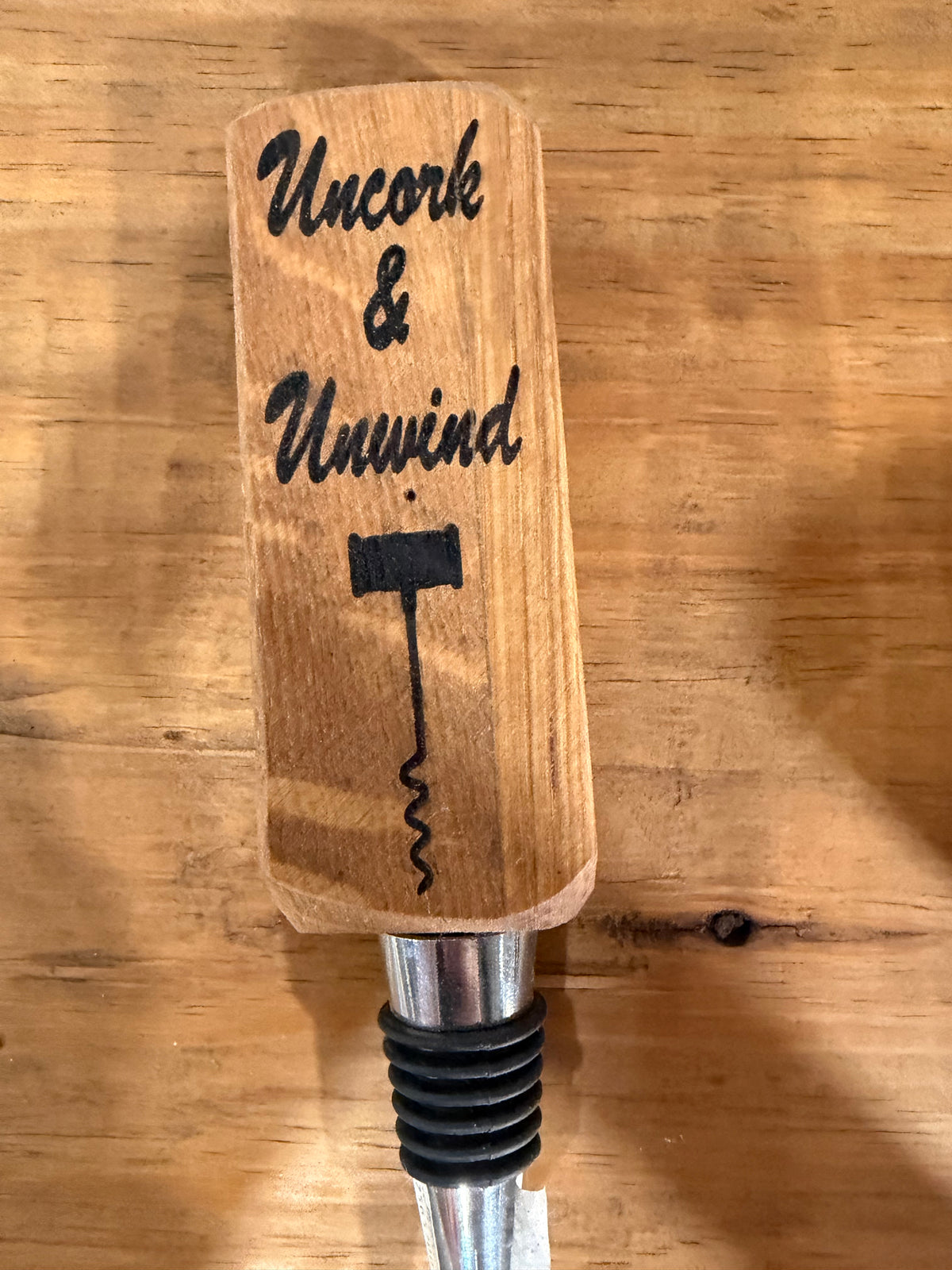 W&WD - Wine Stoppers