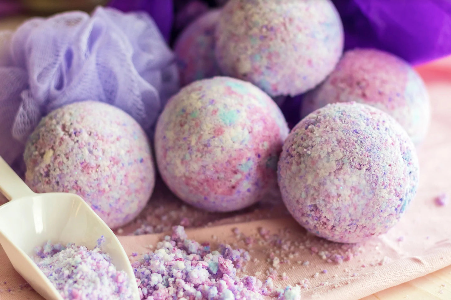 Natural Soaking Bath Bombs